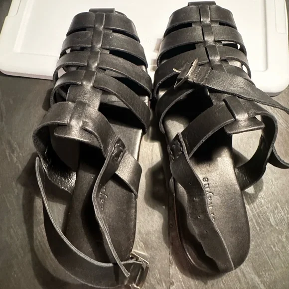 Jenni Kayne Black Leather Fisherman Sandals - Picture 4 of 4